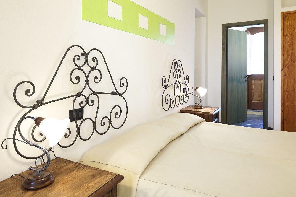 Agriturismo Terrenia Villa Trappitello Exterior foto
