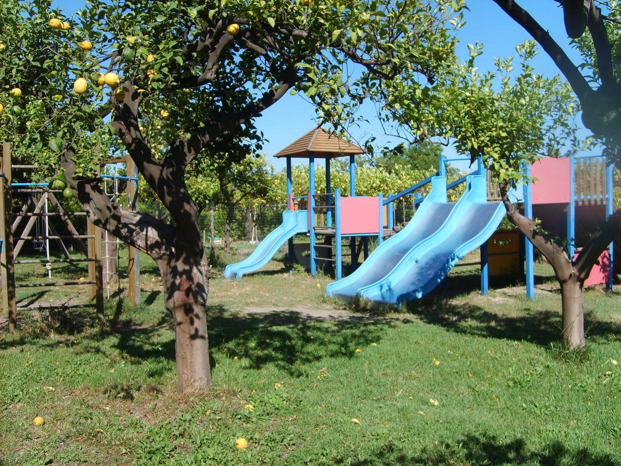 Agriturismo Terrenia Villa Trappitello Exterior foto